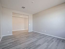 638 S 174th Ln, Goodyear, Az 85338 in Goodyear, AZ (Photo 5 of 12)