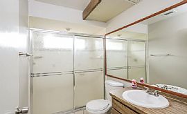 3-Bedroom Gem in The Heart of Sarasota in Sarasota, FL (Photo 2 of 8)