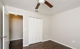 3-Bedroom Gem in The Heart of Sarasota in Sarasota, FL (Photo 3 of 8)