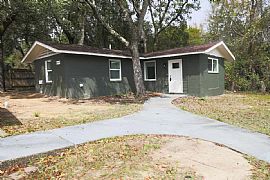 4760 Christy Dr, Pensacola, Fl 32504 in Pensacola, FL