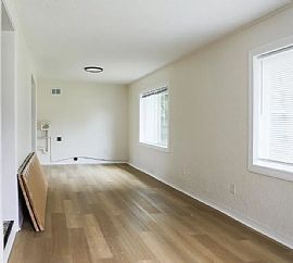 4770 Christy Dr, Pensacola, Fl 32504 in Pensacola, FL (Photo 3 of 8)