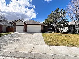 102 Augusta Ct, Dayton, Nv 89403 in Dayton, NV