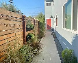 357 W Wilson Avenue, Apt 3, 357 W Wilson Ave, Glendale, Ca 9120 in Glendale, CA (Photo 2 of 12)