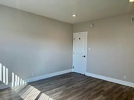 357 W Wilson Avenue, Apt 3, 357 W Wilson Ave, Glendale, Ca 9120 in Glendale, CA (Photo 5 of 12)