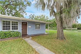 2035 Woodlawn Dr, Orlando, Fl 32803 in Orlando, FL