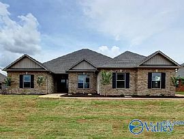 17198 Stonegate Dr, Athens, Al 35613 in Athens, AL
