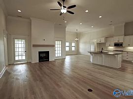 17198 Stonegate Dr, Athens, Al 35613 in Athens, AL (Photo 2 of 12)