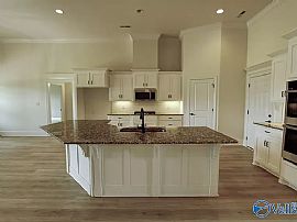 17198 Stonegate Dr, Athens, Al 35613 in Athens, AL (Photo 6 of 12)