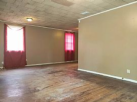 268 8th Ave, Chickasaw, Al 36611 in Chickasaw, AL (Photo 5 of 9)