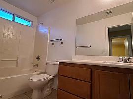 11123 Verismo St, Las Vegas, Nv 89141 in Las Vegas, NV (Photo 10 of 12)
