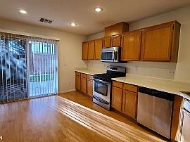 11123 Verismo St, Las Vegas, Nv 89141 in Las Vegas, NV (Photo 4 of 12)