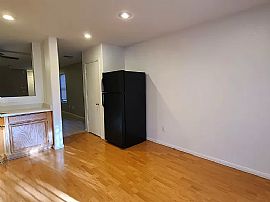 11123 Verismo St, Las Vegas, Nv 89141 in Las Vegas, NV (Photo 5 of 12)