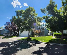 7575 Lighthouse Ln, Reno, Nv 89511 in Reno, NV