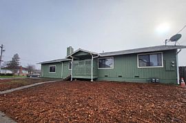 Super Cozy 3 Bedroom Home in Petaluma, CA