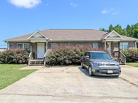 109 Walkers Crossing Rd, Pell City, Al 35128 in Pell City, AL