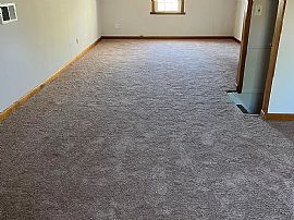 Nice 1.5 Story Home Features 2 Bedrooms in Lynchburg, VA (Photo 6 of 9)