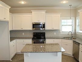 22 C L Fowler Loop, Greenbrier, Ar 72058  House For Rent  in Greenbrier, AR (Photo 4 of 7)