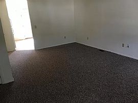 This Charming 1000 Square Foot Available in Lafayette, IN (Photo 2 of 6)