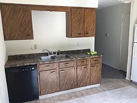 This Charming 1000 Square Foot Available in Lafayette, IN (Photo 6 of 6)