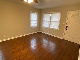 1220 19th Ave Se, Decatur, Al 35601 in Decatur, AL (Photo 2 of 9)