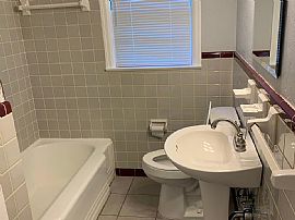 2218 Norwood Blvd, Florence, Al 35630 Home For Rent in Florence, AL (Photo 6 of 8)