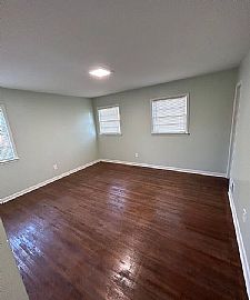 617 Glen Wood Dr, Fairfield, Al 35064  House For Rent in Fairfield, AL (Photo 5 of 7)