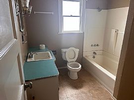 8413 Acacia St, Hilmar, Ca 95324 Lovely House For Rent in Hilmar, CA (Photo 7 of 9)