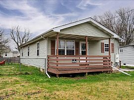 3 Bedroom 1 Bath Home Located in Penns Grove in Penns Grove, NJ