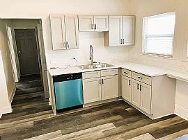 3 Bedroom 1 Bath Available in Wichita, KS (Photo 5 of 7)