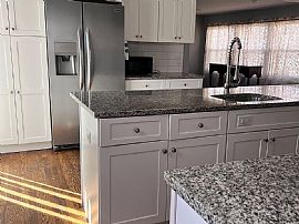 7 Whitney Ln, West Haven, Ct 06516  House For Rent in West Haven, CT (Photo 4 of 8)