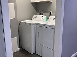 7 Whitney Ln, West Haven, Ct 06516  House For Rent in West Haven, CT (Photo 5 of 8)