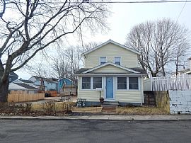 21 Westland Ave, Milford, Ct 06460 House For Rent  in Milford, CT