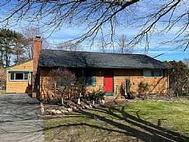 101 Yale Ave, Milford, Ct 06460 in Milford, CT (Photo 2 of 4)