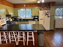 101 Yale Ave, Milford, Ct 06460 in Milford, CT (Photo 3 of 4)