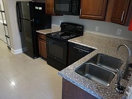 2081 W Intendencia St, Pensacola, Fl 32502 in Pensacola, FL (Photo 5 of 12)