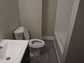 2081 W Intendencia St, Pensacola, Fl 32502 in Pensacola, FL (Photo 7 of 12)