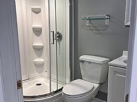 7 Whitney Ln, West Haven, Ct 06516 in West Haven, CT (Photo 5 of 9)