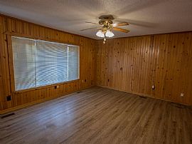 314 Hoffmeister St, Alton, Il 62002  House For Rent in Alton, IL (Photo 6 of 6)