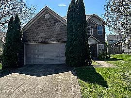 Freshly Painted House with Brand New Carpet. in La Grange, KY