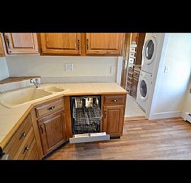 72 Snow St, Fitchburg, Ma 01420 Awesome House For Rent in Fitchburg, MA (Photo 6 of 8)