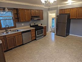 14134 San Jose, Redford, Mi 48239  Available House For Rent in Redford, MI (Photo 5 of 11)