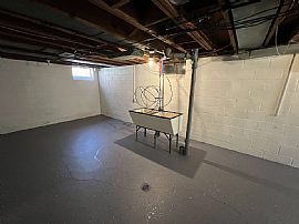 5952 Lodewyck St, Detroit, Mi 48224  House For Rent in Detroit, MI (Photo 6 of 6)