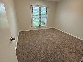 4366 S Quail Creek Ave, Springfield, Mo 65810 Available House F in Springfield, MO (Photo 11 of 11)