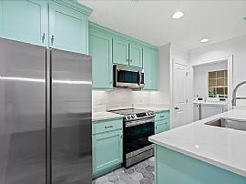 367 Hillwood Cir E, Mobile, Al 36608 in Mobile, AL (Photo 3 of 10)