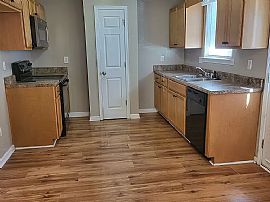 3506 13th St, Northport, Al 35476 in Northport, AL (Photo 4 of 11)