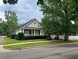 10162 Papas St, Daphne, Al 36526 in Daphne, AL