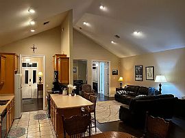 10162 Papas St, Daphne, Al 36526 in Daphne, AL (Photo 3 of 8)