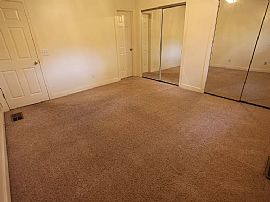 580 Oriole Cir, Auburn, Al 36830 in Auburn, AL (Photo 6 of 12)