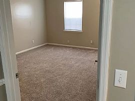 426 Leighton Ave, Anniston, Al 36207 in Anniston, AL (Photo 5 of 12)