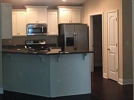 289 Wyatt Ct, Foley, Al 36535 in Foley, AL (Photo 3 of 7)